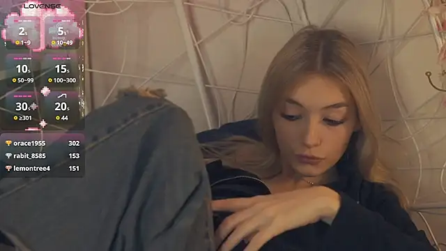 Snapshot of FlairCunard chatting on January 16, 8:46 pm FlairCunard online show from January 16, 8:46 pm