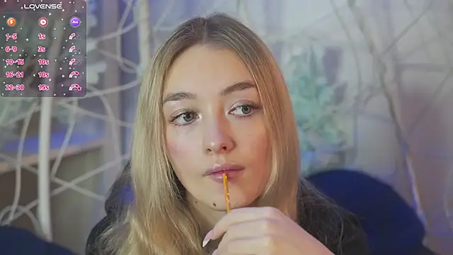 Snapshot of FlairCunard chatting on January 29, 3:58 pm FlairCunard online show from January 29, 3:58 pm