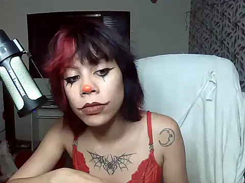 Snapshot of Liv_Alt chatting on April 20, 6:53 pm Liv Alt online show from April 20, 6:53 pm