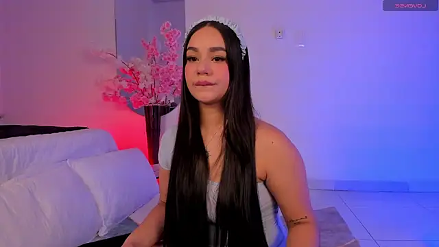 zoe rivers online show from April 6, 5:36 pm