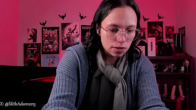 lilith-deveraux online show from March 18, 2:42 pm