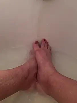 messyclumsyprincess online show from February 20, 3:30 pm