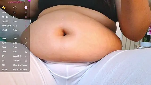 virtual charm online show from March 12, 2:01 pm