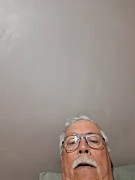 NawtyB1965 online show from May 6, 4:08 am