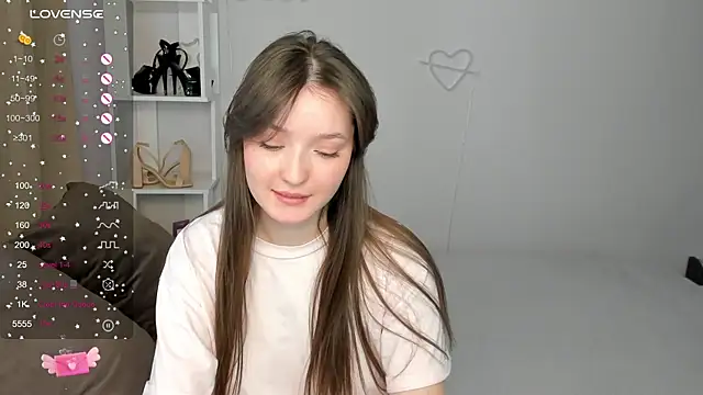 Snapshot of Fairyy_Moon chatting on October 8, 3:26 am Fairyy Moon online show from October 8, 3:26 am