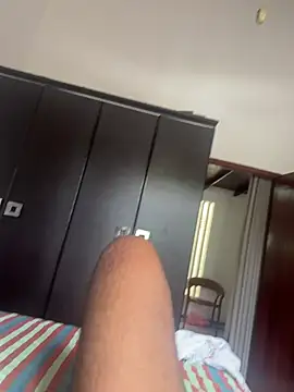 Dreamistofly online show from April 2, 5:16 am