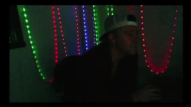 Snapshot of Cooperstone chatting on December 20, 1:14 am Cooperstone online show from December 20, 1:14 am