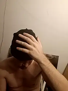 Snapshot of Cooperstone chatting on February 24, 9:32 am Cooperstone online show from February 24, 9:32 am