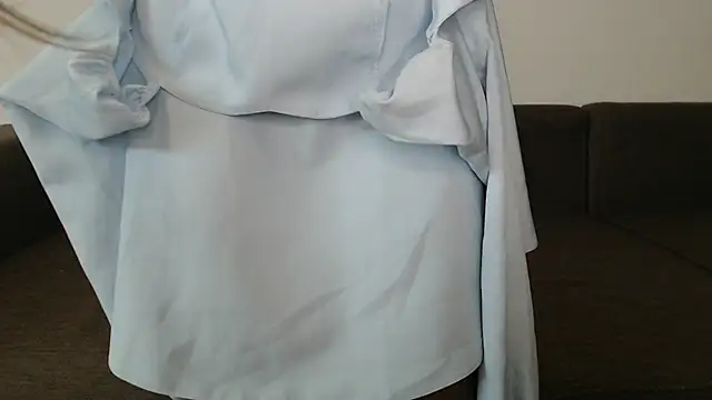 Snapshot of Effi_18 chatting on February 22, 7:03 pm Effi 18 online show from February 22, 7:03 pm