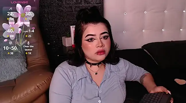 Snapshot of _ValeryStone_ chatting on February 22, 8:42 pm ValeryStone online show from February 22, 8:42 pm