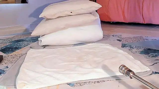 Snapshot of Eilin_clio chatting on March 8, 7:42 pm Eilin clio online show from March 8, 7:42 pm