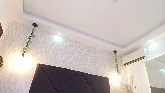 sandy rivas online show from March 15, 1:06 pm