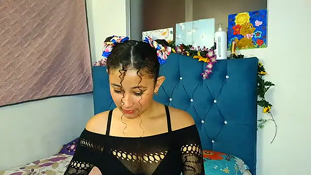 Milkdulce1 online show from March 23, 4:22 pm