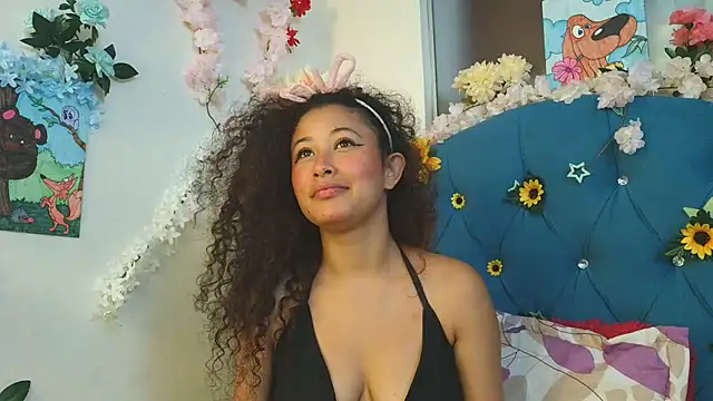 Snapshot of Milkdulce1 chatting on May 21, 2:35 pm Milkdulce1 online show from May 21, 2:35 pm