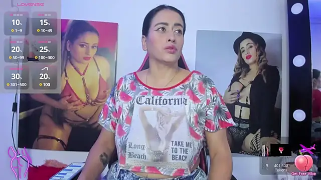 Snapshot of vaiolet_triana chatting on January 6, 1:19 pm vaiolet triana online show from January 6, 1:19 pm