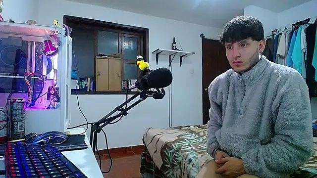 esjrobles online show from January 3, 7:16 am