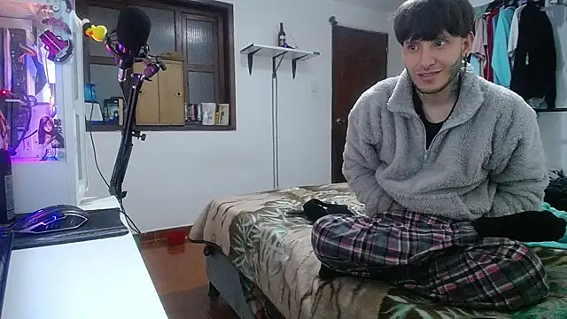 esjrobles online show from January 7, 11:37 am