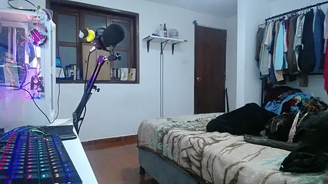 esjrobles online show from January 12, 3:17 am