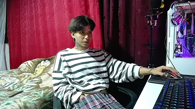 esjrobles online show from March 12, 5:02 am