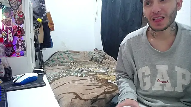 esjrobles online show from September 24, 12:19 pm