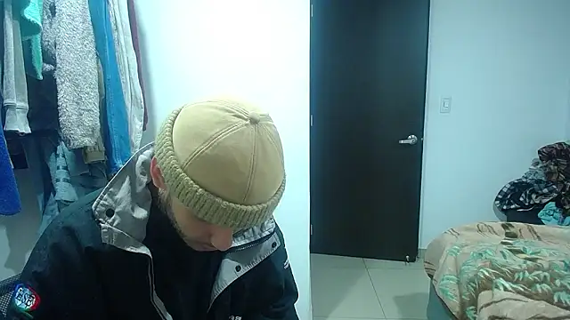 esjrobles online show from March 11, 12:16 am