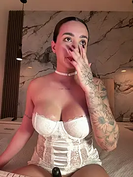 Pink Jazmin online show from July 1, 1:07 am