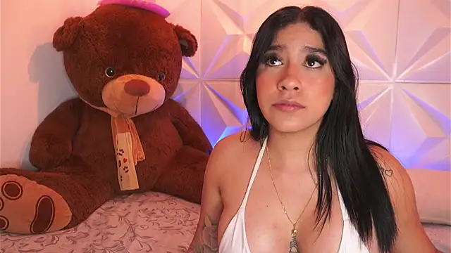 LeagueOfLovers online show from March 15, 10:22 pm