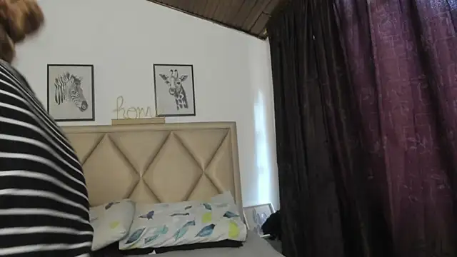 Snapshot of MonyCassius chatting on May 26, 12:12 pm MonyCassius online show from May 26, 12:12 pm
