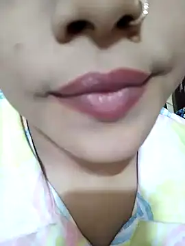 Snapshot of Anki-doll chatting on February 4, 12:33 pm Anki-doll online show from February 4, 12:33 pm