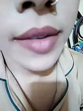 Snapshot of Anki-doll chatting on February 5, 12:38 pm Anki-doll online show from February 5, 12:38 pm