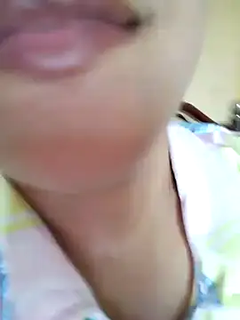 Snapshot of Anki-doll chatting on February 8, 6:12 am Anki-doll online show from February 8, 6:12 am