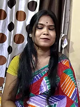 yoursweety09 online show from September 11, 12:00 am