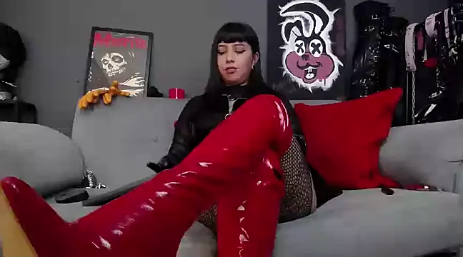 Snapshot of Carla_Phoenix chatting on February 25, 7:36 pm Carla Phoenix online show from February 25, 7:36 pm