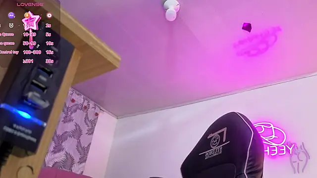 Laylafoxy tay online show from February 10, 3:10 am