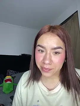 Snapshot of Im_Valen_Cute chatting on March 11, 11:26 pm Im Valen Cute online show from March 11, 11:26 pm