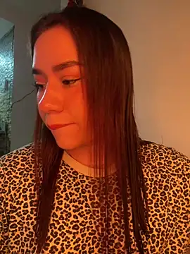 Im Valen Cute online show from February 17, 1:35 am