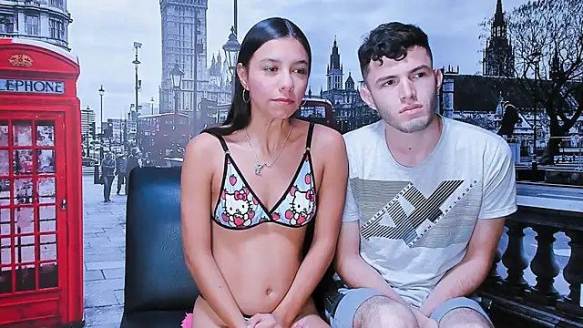 Snapshot of threesome_sexy_hot chatting on January 26, 10:12 am threesome sexy hot online show from January 26, 10:12 am