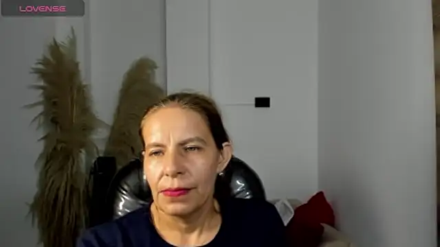 Milf karlye online show from April 1, 2:12 am