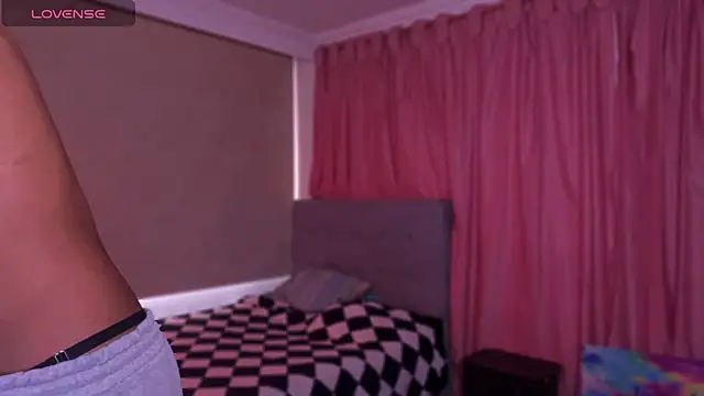 Snapshot of teobowny_ chatting on October 6, 9:34 pm teobowny online show from October 6, 9:34 pm