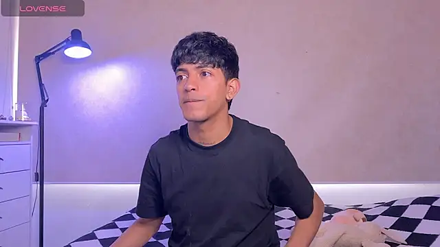 teobowny  online show from February 23, 4:37 pm