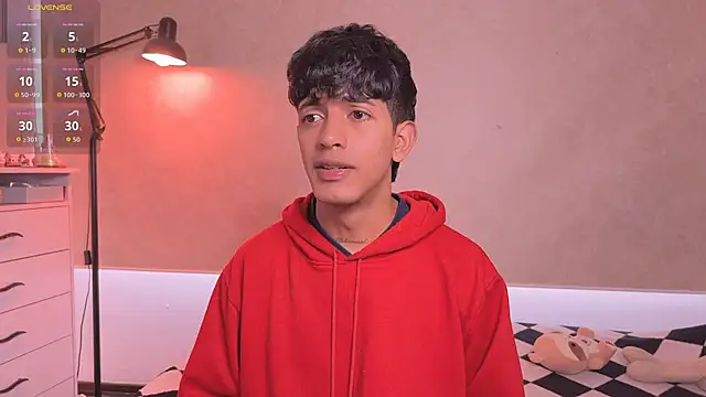 teobowny  online show from March 26, 8:47 pm