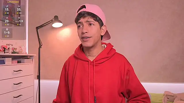 teobowny  online show from April 15, 1:51 pm