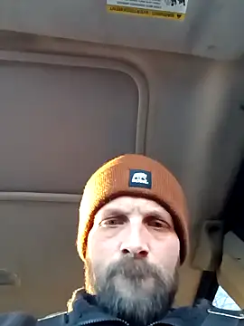 Snapshot of Whipit323 chatting on February 20, 1:33 pm Whipit323 online show from February 20, 1:33 pm