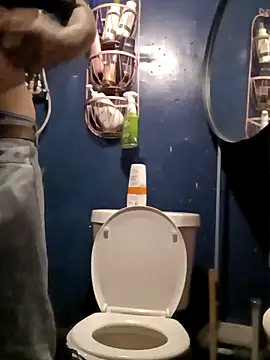 Snapshot of Whipit323 chatting on March 4, 2:39 am Whipit323 online show from March 4, 2:39 am