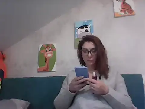 AmberElixir online show from March 5, 6:01 am