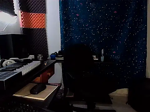 Snapshot of patrik_tattoo_ chatting on February 9, 3:32 am patrik tattoo online show from February 9, 3:32 am