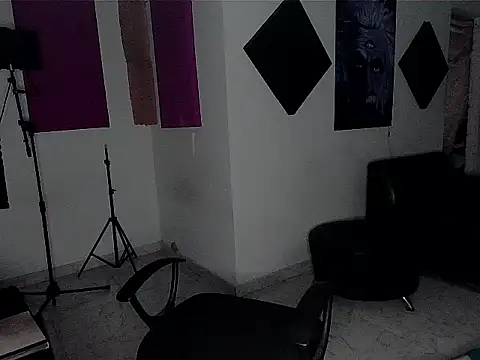 Snapshot of patrik_tattoo_ chatting on November 21, 2:54 am patrik tattoo online show from November 21, 2:54 am