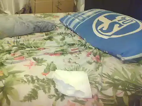 Snapshot of akrep071507 chatting on December 6, 11:36 pm akrep071507 online show from December 6, 11:36 pm