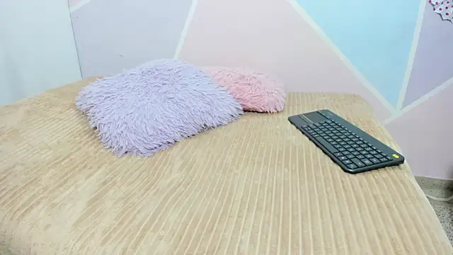 Snapshot of hares_mds chatting on February 4, 1:48 pm hares mds online show from February 4, 1:48 pm