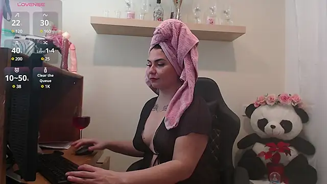 Snapshot of Genesisgems11_ chatting on January 10, 1:32 am Genesisgems11  online show from January 10, 1:32 am